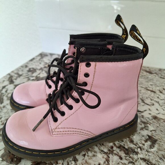 Dr. Martens Pink patent Leather Ankle Boots 1460  size 10 Zip Lace - Picture 4 of 9